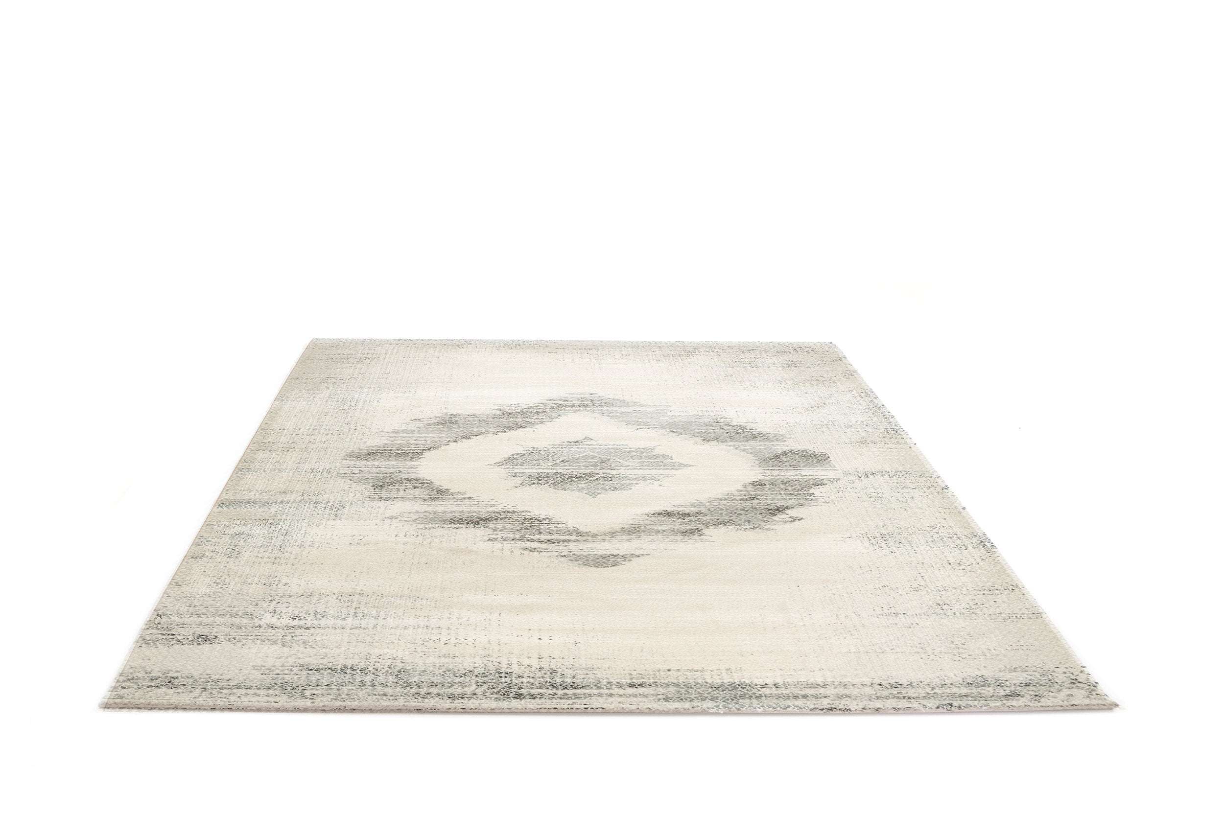 Traditional Living Grey/Cream Polyester/Polypropylene Carpet SilaLux 2983A fringes